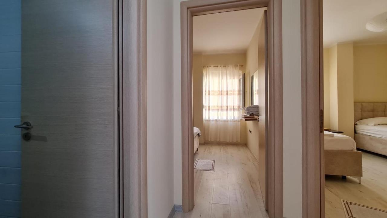 Apartment In Qerret Golem  Eksteriør bilde